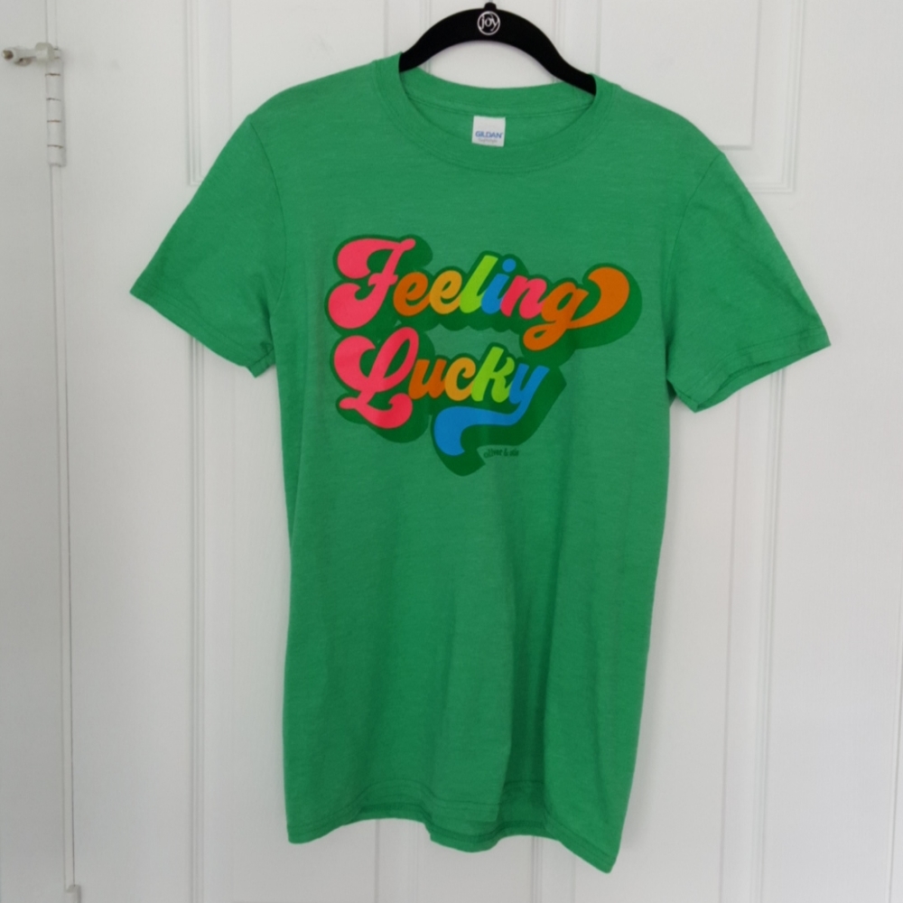 Feeling Lucky neon Graphic tee